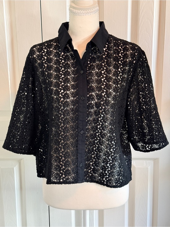 Abercrombie & Fitch Tops - NWT Abercrombie & Fitch Black Crochet Lace Cropped Button-Down Shirt M MSRP $80